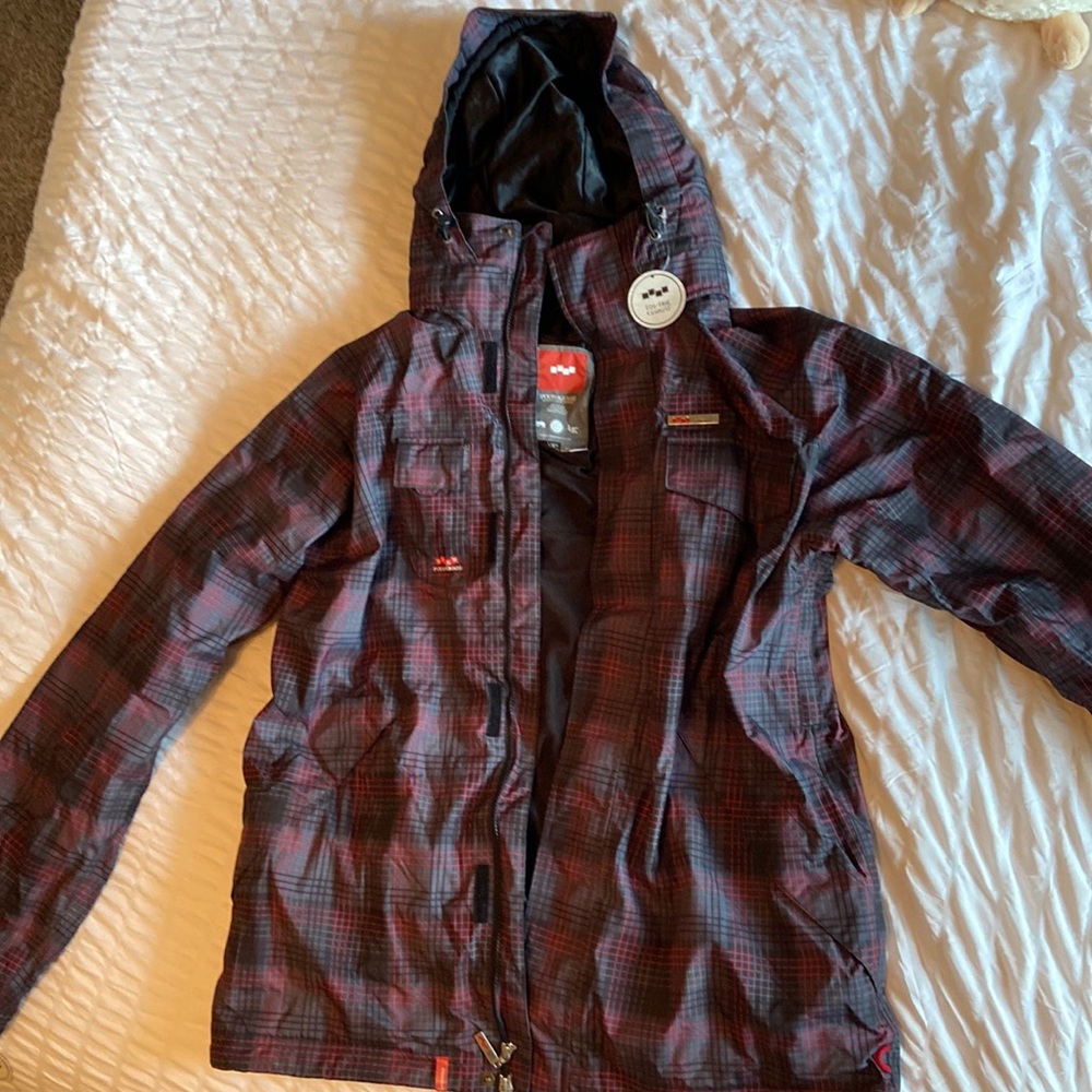 NWT Foursquare red and black striped Skii/snowboard jacket men’s large